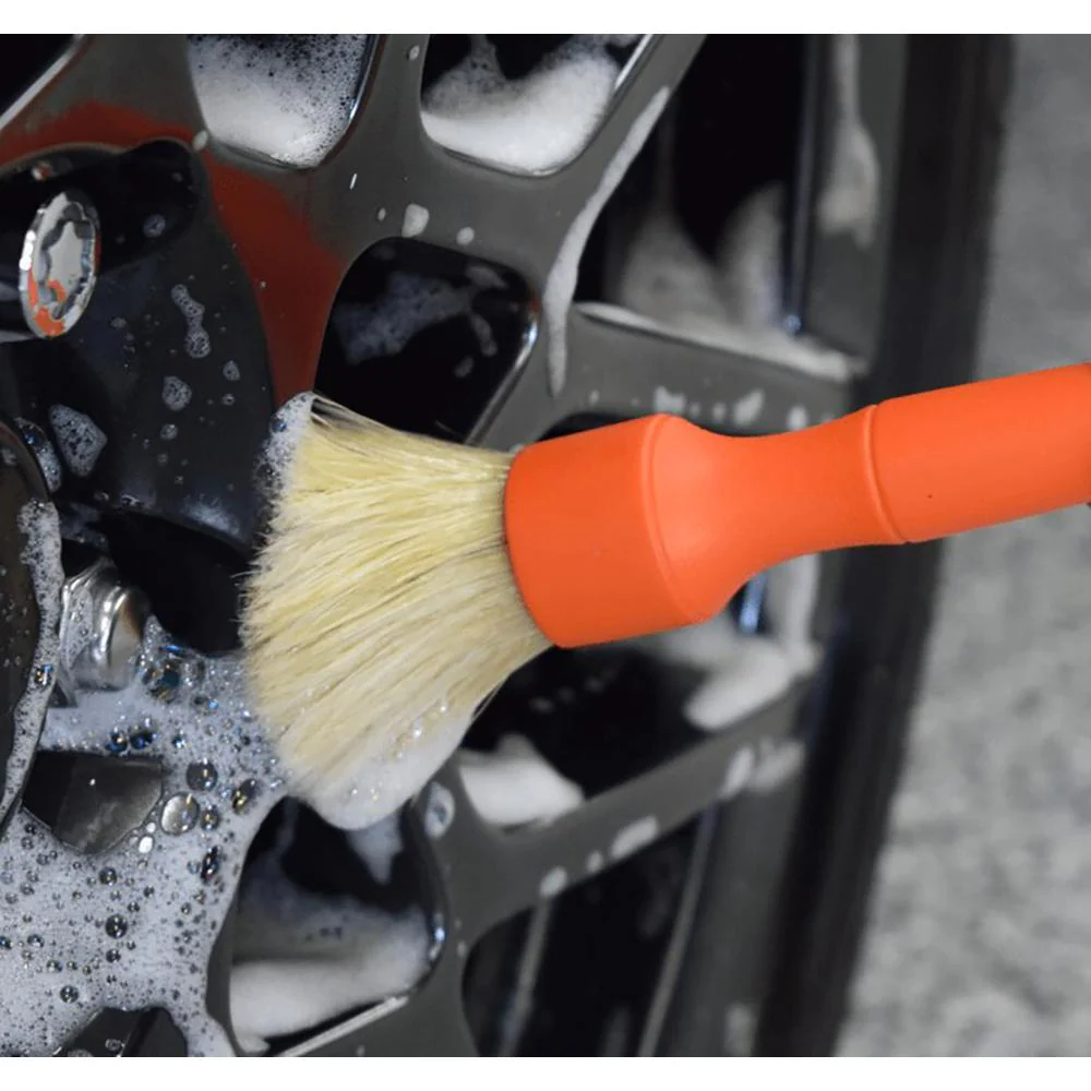 Boar Hair Detailing Brushes - Case - Image 11