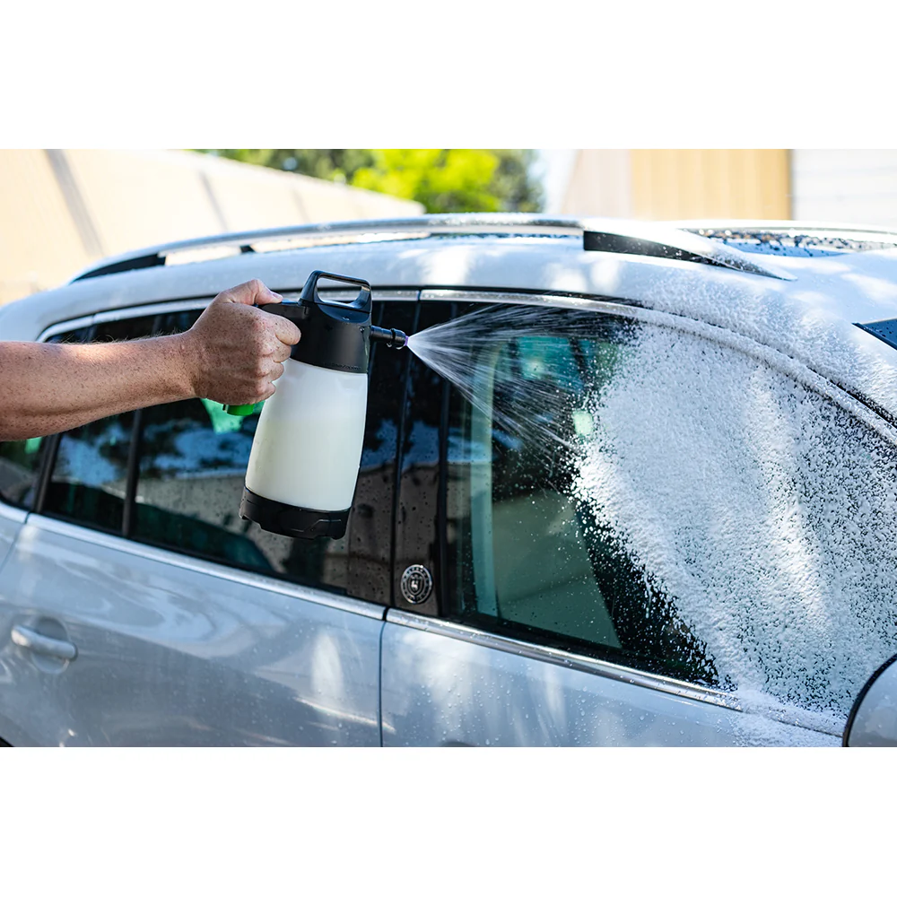 iK Foam Pro 2 Sprayer - Case - Image 3