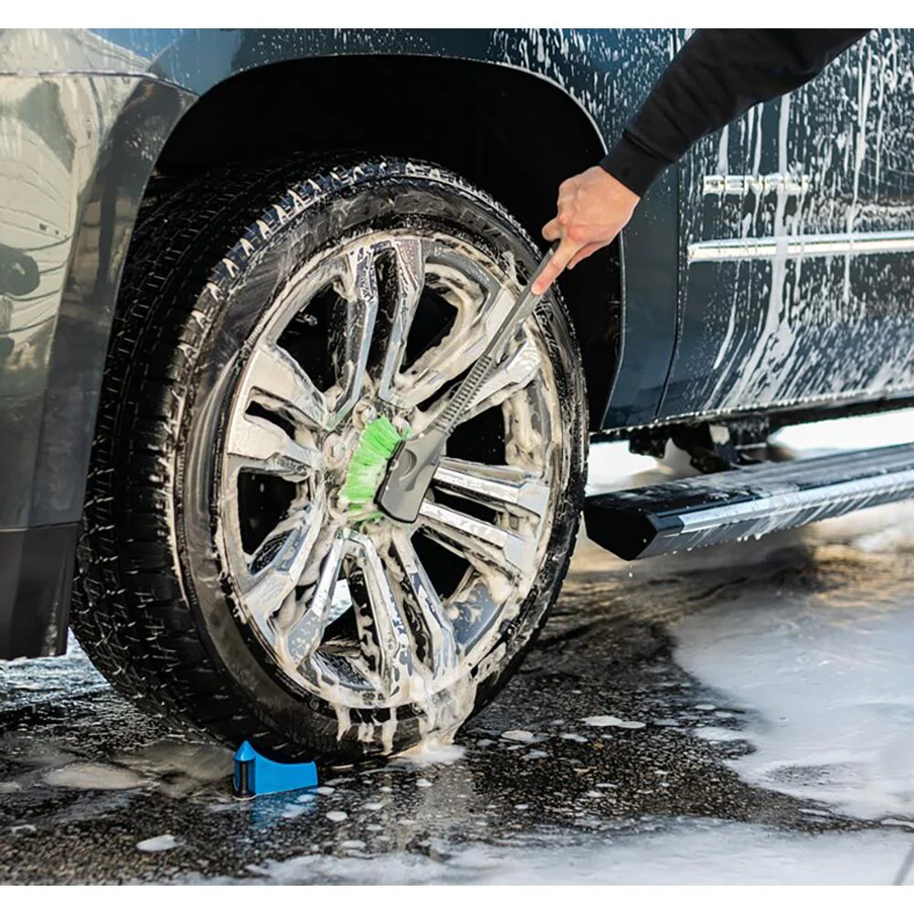 Soft Grip Wheel and Body Brush - Image 4
