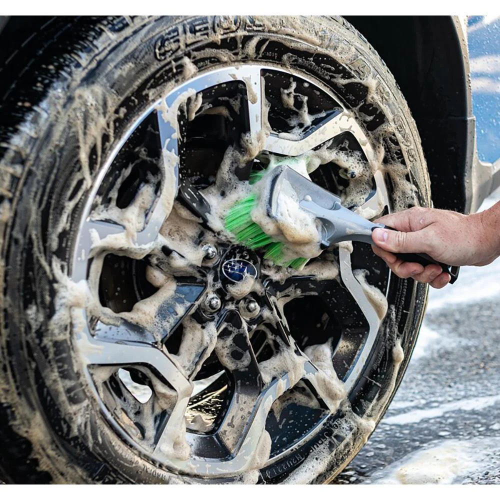 Soft Grip Wheel and Body Brush - Image 9