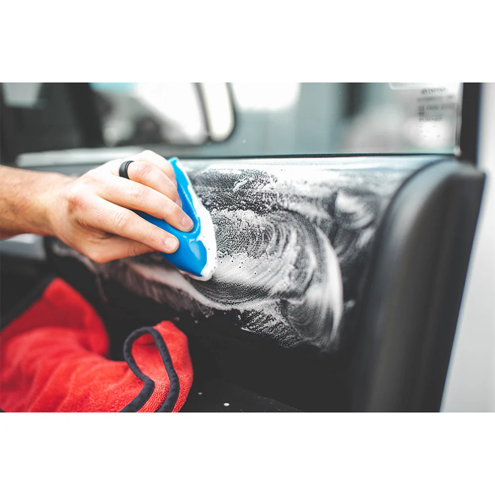Vinyl & Leather Interior Scrub Brush - Image 4