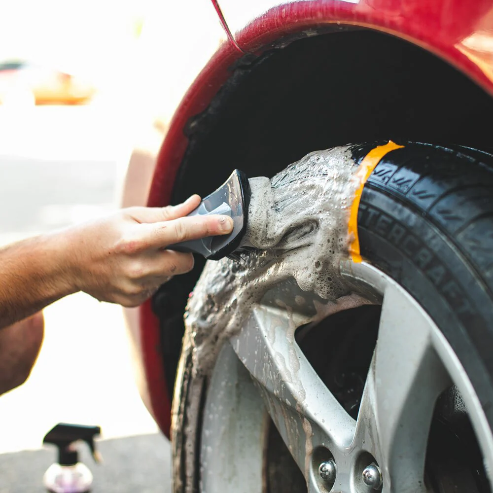 Wheel and Tire Brush - Case - Image 5