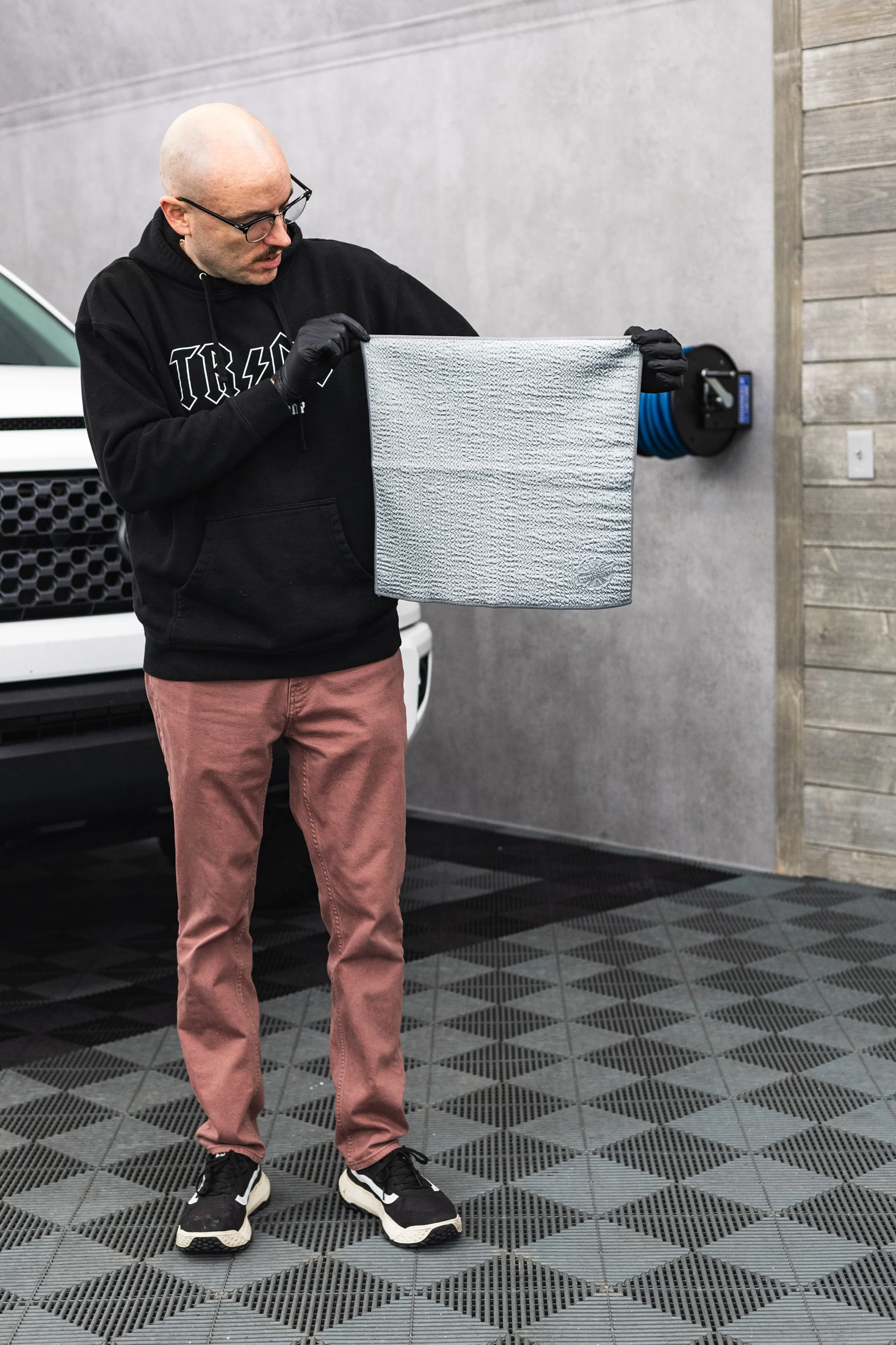 Wrinkle Glass Towel - Image 6